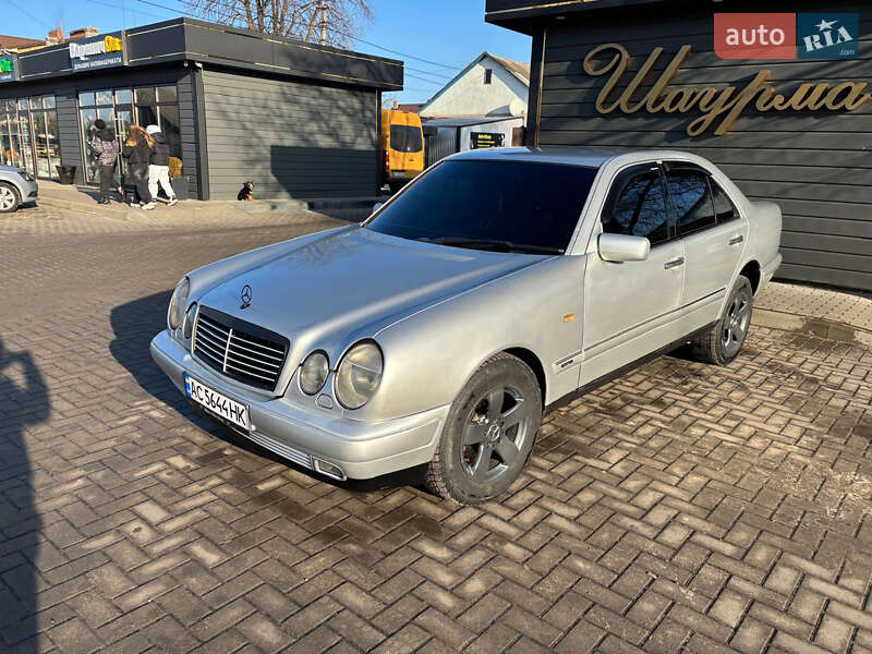 Седан Mercedes-Benz E-Class 1997 в Любешове