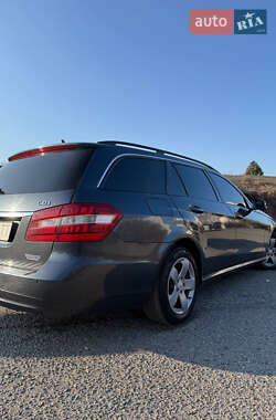 Универсал Mercedes-Benz E-Class 2011 в 