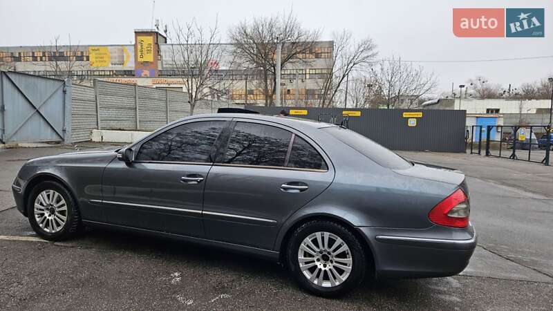 Седан Mercedes-Benz E-Class 2004 в Харькове