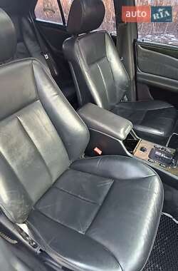 Седан Mercedes-Benz E-Class 1996 в Прилуках