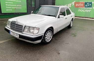 Седан Mercedes-Benz E-Class 1986 в Києві