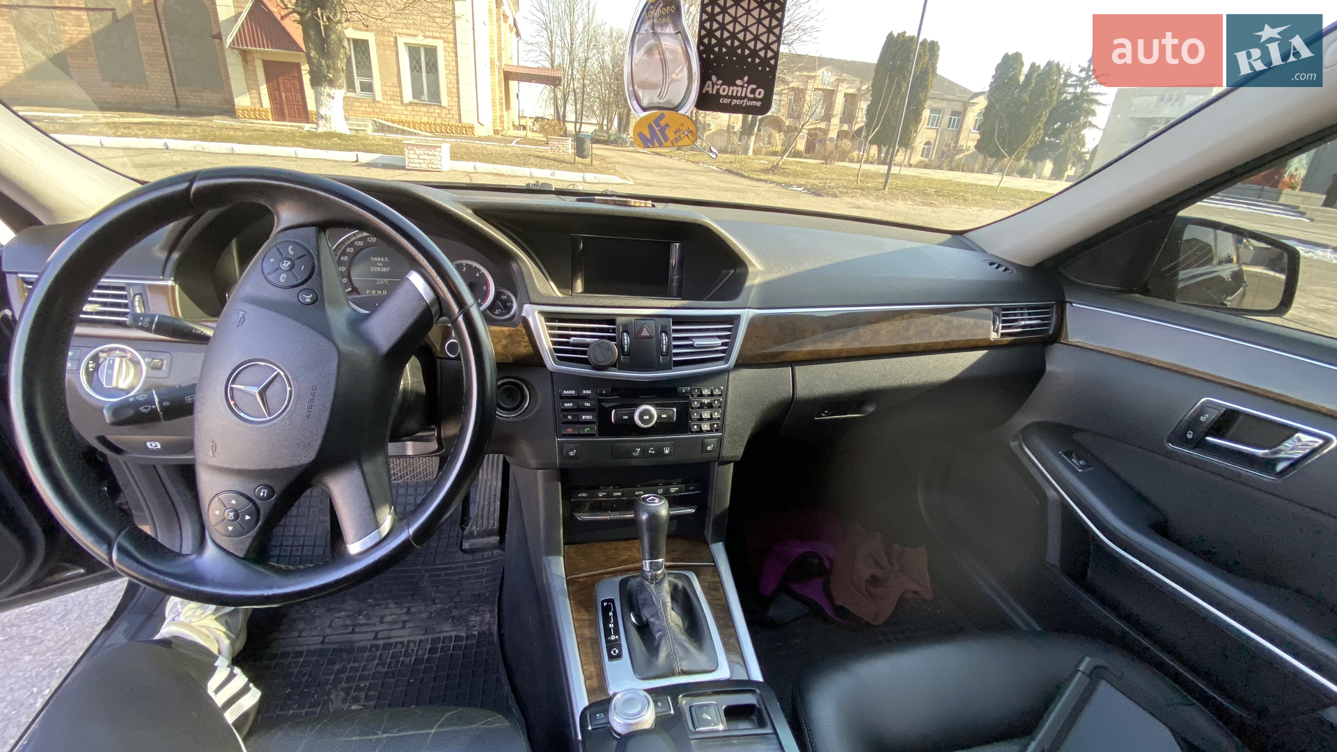 2010 Mercedes-Benz E-klasse - мініатюра 20