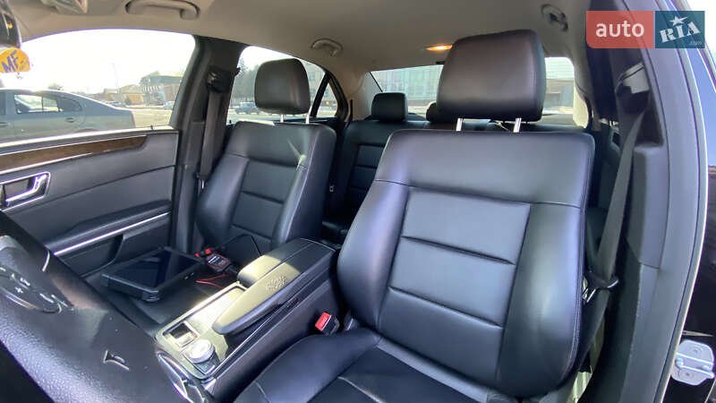 Седан Mercedes-Benz E-Class 2010 в Чернобае