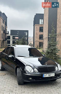 Седан Mercedes-Benz E-Class 2002 в 
