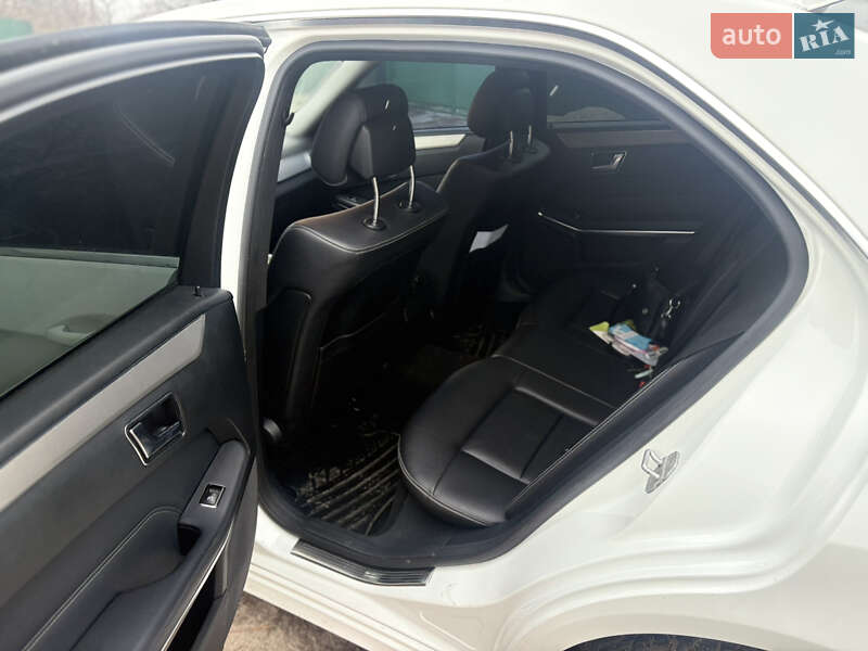 Седан Mercedes-Benz E-Class 2014 в Киеве