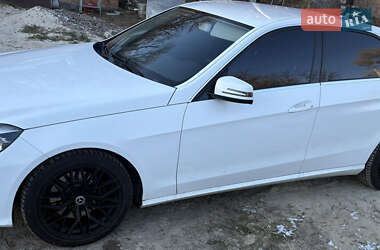 Седан Mercedes-Benz E-Class 2014 в 