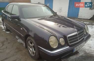 Седан Mercedes-Benz E-Class 1997 в Срібному