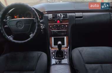 Седан Mercedes-Benz E-Class 1997 в 