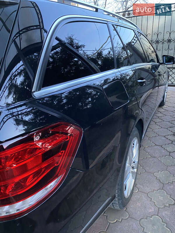 Универсал Mercedes-Benz E-Class 2014 в Одессе