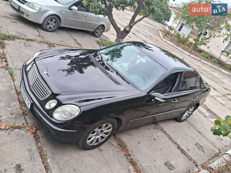 Седан Mercedes-Benz E-Class 2005 в Одесі
