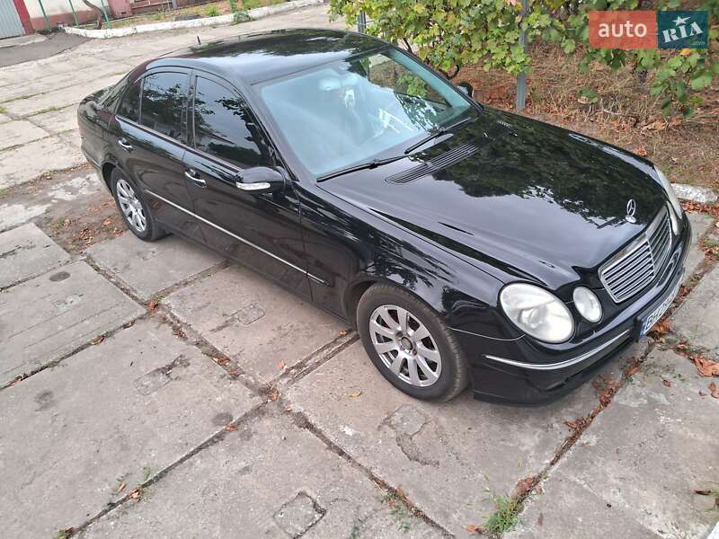Седан Mercedes-Benz E-Class 2005 в Одесі
