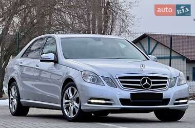 Седан Mercedes-Benz E-Class 2011 в Запоріжжі