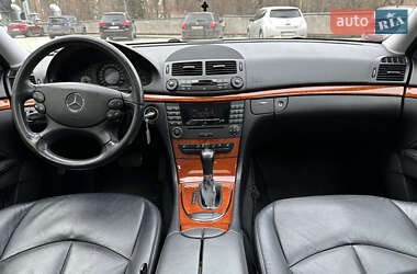 Седан Mercedes-Benz E-Class 2006 в Ірпені