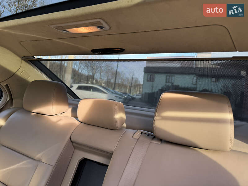 Седан Mercedes-Benz E-Class 2010 в Львове