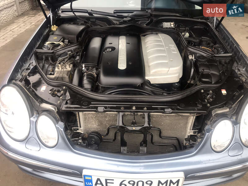 Универсал Mercedes-Benz E-Class 2004 в Днепре