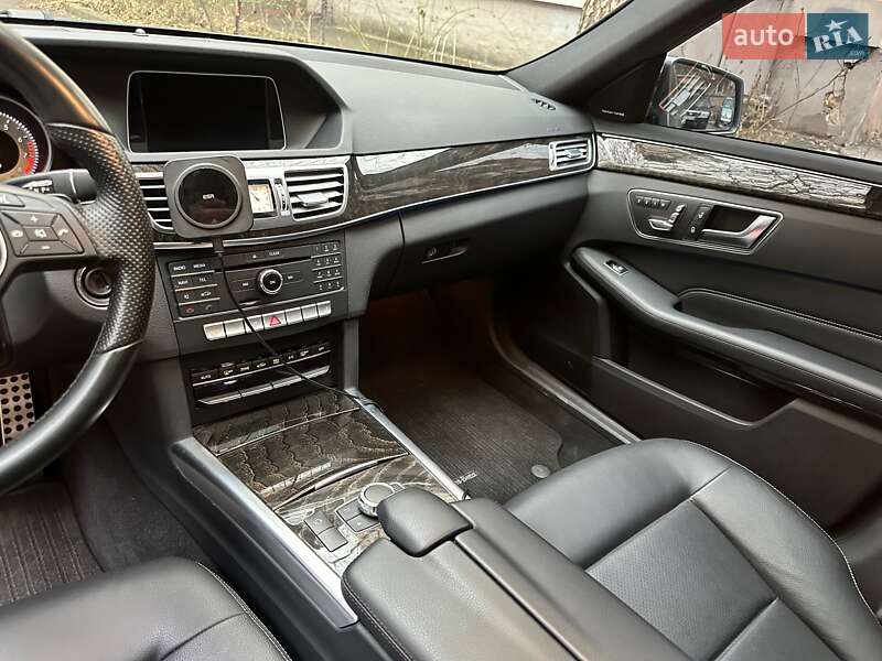 Універсал Mercedes-Benz E-Class 2015 в Києві фото 12 Універсал Mercedes-Benz E-Class 2015 в Києві