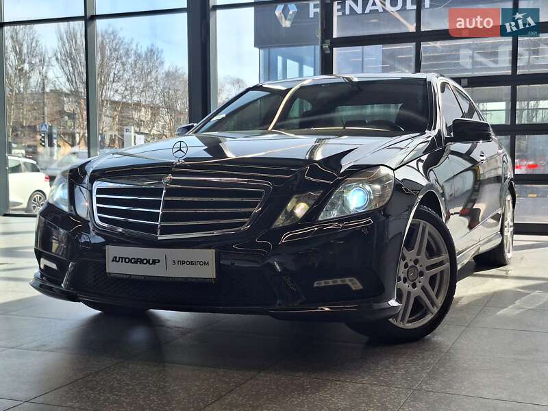 Седан Mercedes-Benz E-Class 2009 в 