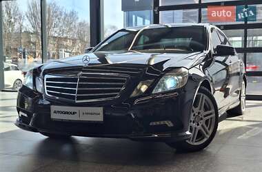 Седан Mercedes-Benz E-Class 2009 в 