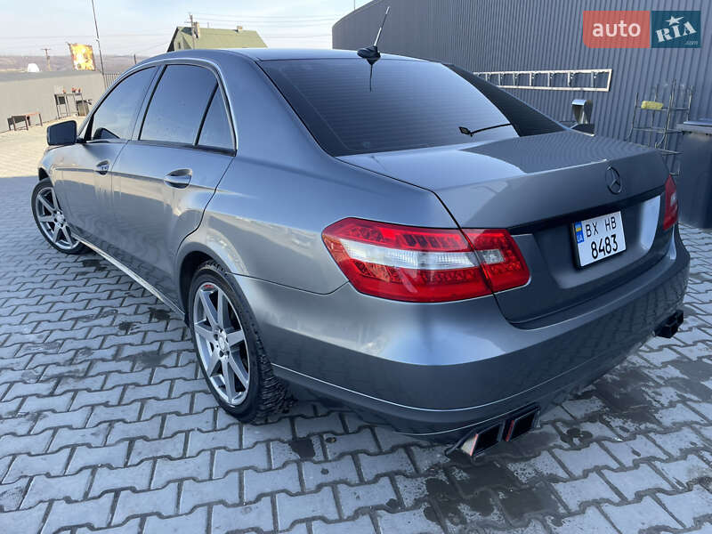 Седан Mercedes-Benz E-Class 2011 в Каменец-Подольском