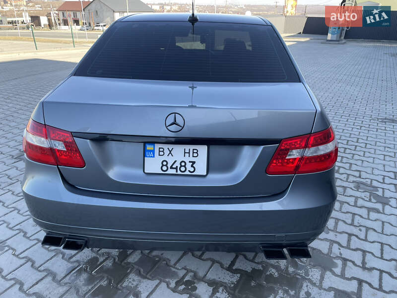 Седан Mercedes-Benz E-Class 2011 в Каменец-Подольском