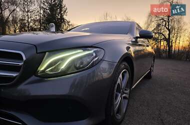 Седан Mercedes-Benz E-Class 2018 в 