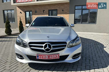 Седан Mercedes-Benz E-Class 2014 в Чернівцях