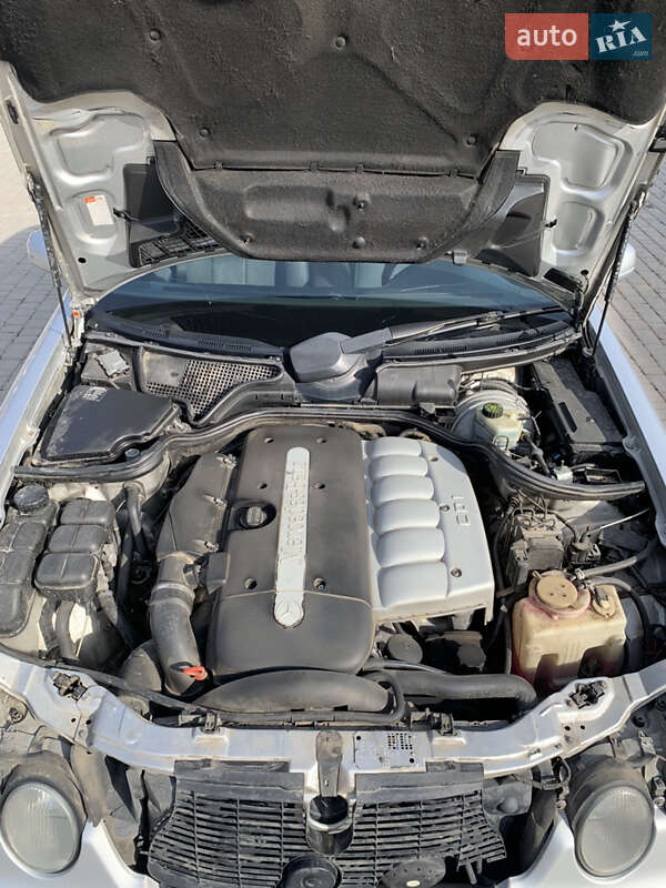 Седан Mercedes-Benz E-Class 2002 в Недобоевцах
