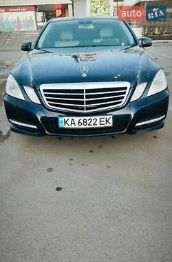 Седан Mercedes-Benz E-Class 2011 в Харкові