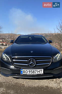 Седан Mercedes-Benz E-Class 2018 в 