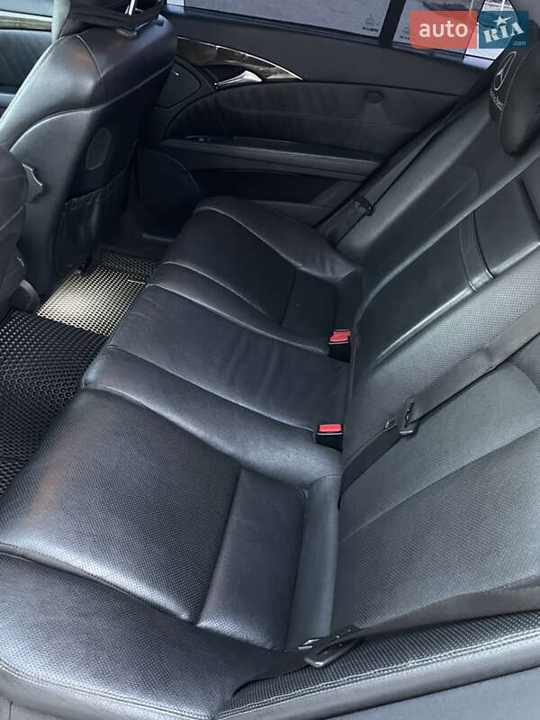Седан Mercedes-Benz E-Class 2003 в Сокирянах