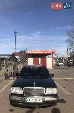 Седан Mercedes-Benz E-Class 1988 в 