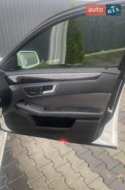 Седан Mercedes-Benz E-Class 2012 в  фото 15 Седан Mercedes-Benz E-Class 2012 в