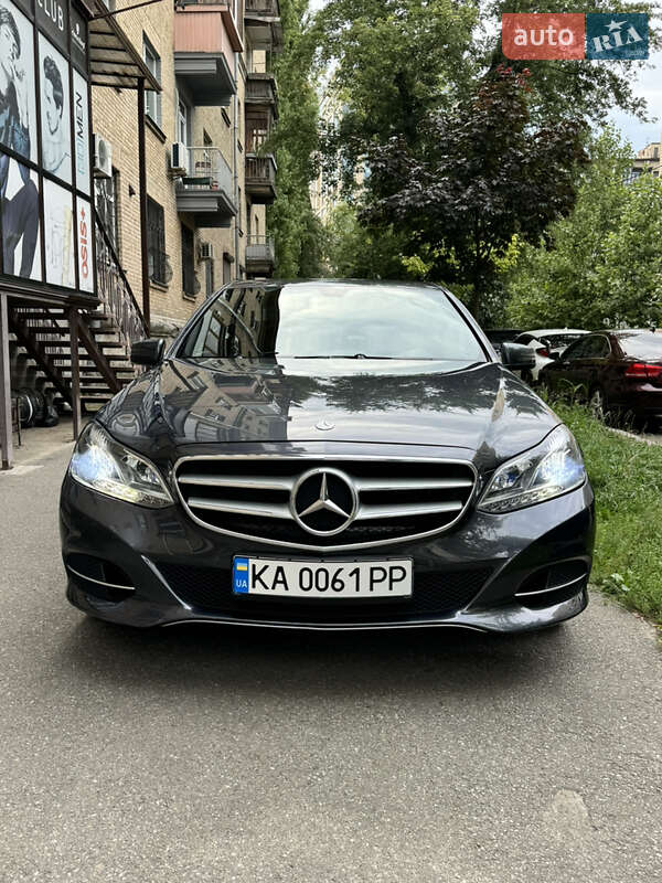 Седан Mercedes-Benz E-Class 2013 в Києві фото 14 Седан Mercedes-Benz E-Class 2013 в Києві