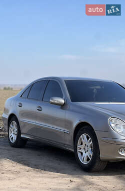 Седан Mercedes-Benz E-Class 2003 в Жмеринці