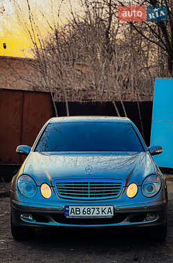 Седан Mercedes-Benz E-Class 2003 в Жмеринці