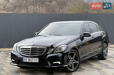 Седан Mercedes-Benz E-Class 2010 в Сваляві