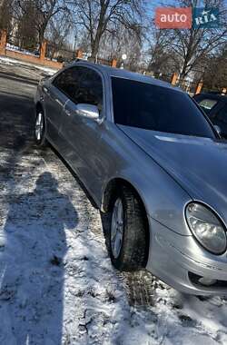 Седан Mercedes-Benz E-Class 2004 в Чернигове