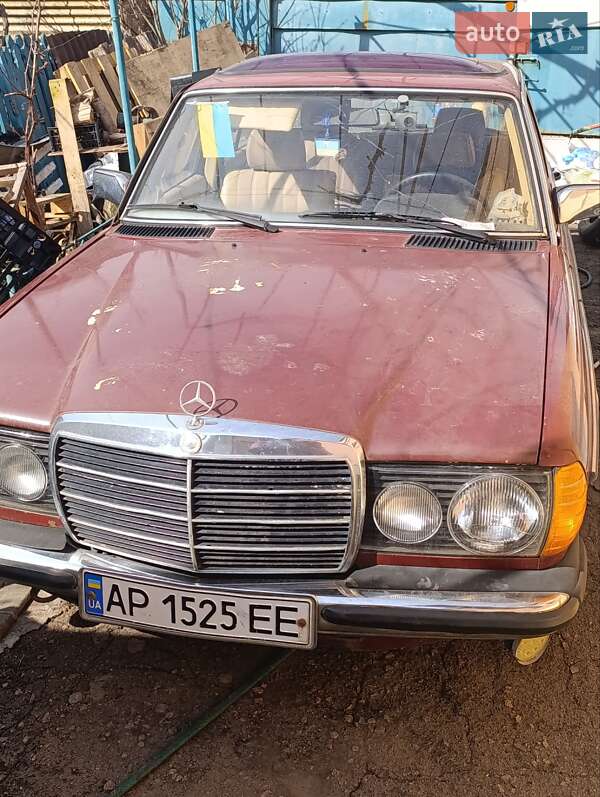 Седан Mercedes-Benz E-Class 1980 в Запоріжжі
