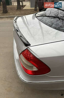 Седан Mercedes-Benz E-Class 2002 в 