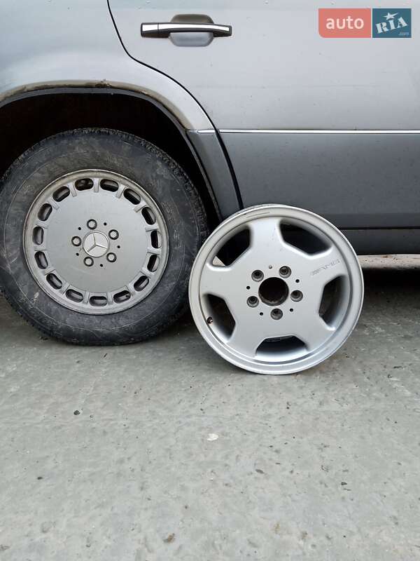 Универсал Mercedes-Benz E-Class 1990 в Калуше