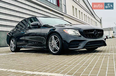 Седан Mercedes-Benz E-Class 2019 в 