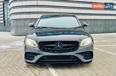 Седан Mercedes-Benz E-Class 2019 в 