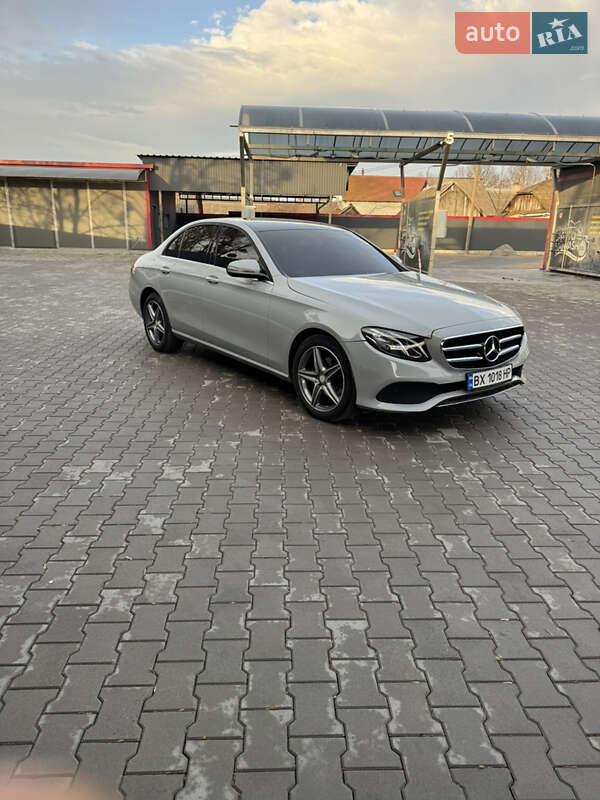 Седан Mercedes-Benz E-Class 2018 в Хмельницком
