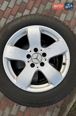 Седан Mercedes-Benz E-Class 2004 в 