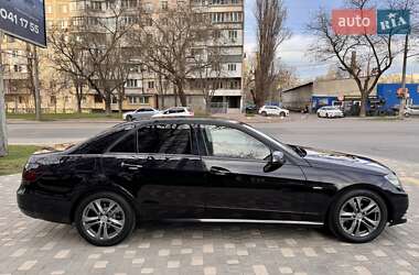 Седан Mercedes-Benz E-Class 2012 в 