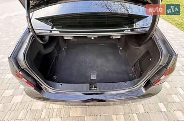 Седан Mercedes-Benz E-Class 2012 в 