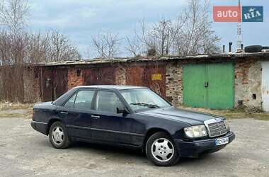 Седан Mercedes-Benz E-Class 1987 в 
