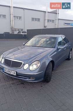 Седан Mercedes-Benz E-Class 2003 в Сваляві