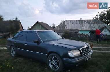 Седан Mercedes-Benz E-Class 1995 в Кам'янець-Подільському