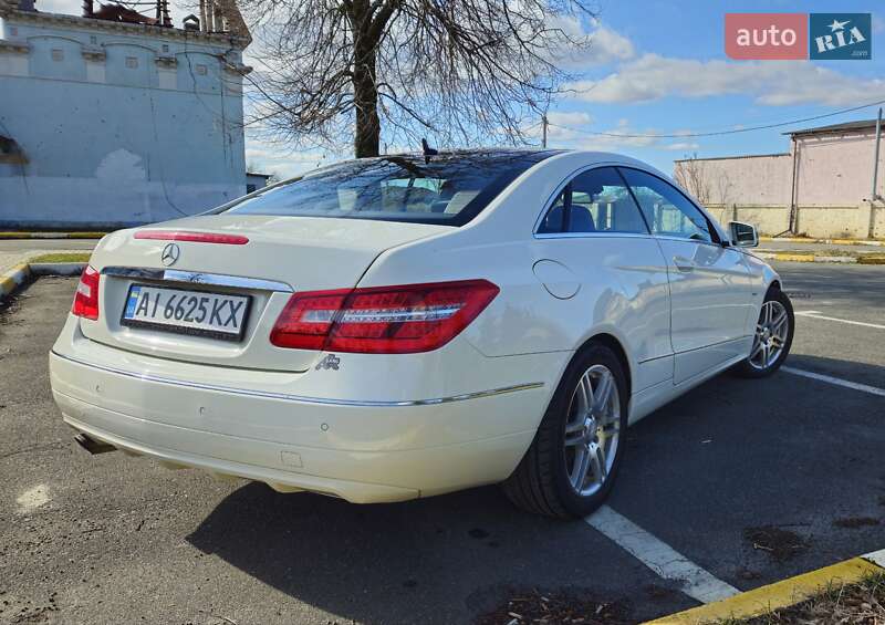 Купе Mercedes-Benz E-Class 2011 в Ирпене